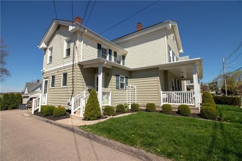 12 Summer St, Westerly, RI 02891 photo 2