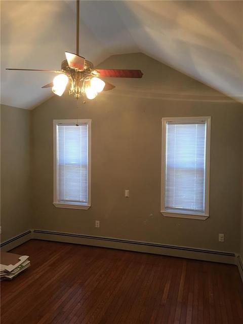 60 Dean St, Woonsocket, RI 02895 photo 5