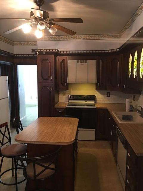 60 Dean St, Woonsocket, RI 02895 photo 3