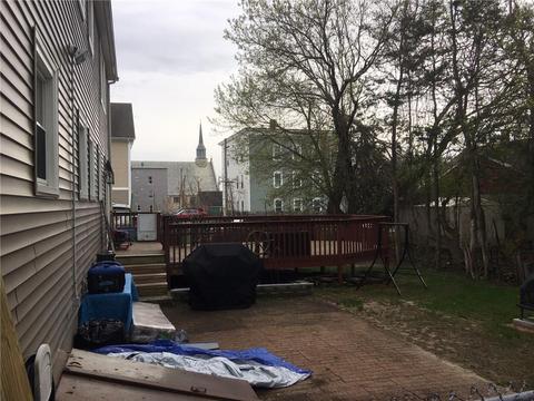 65 Dean St, Woonsocket, RI 02895 photo 4