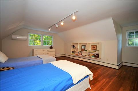 99 Cumberland Rd, Warwick, RI 02886 photo 37