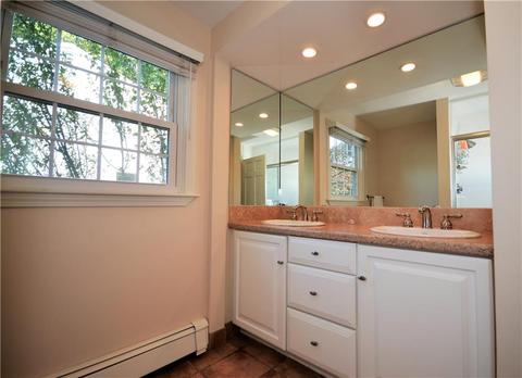 99 Cumberland Rd, Warwick, RI 02886 photo 31