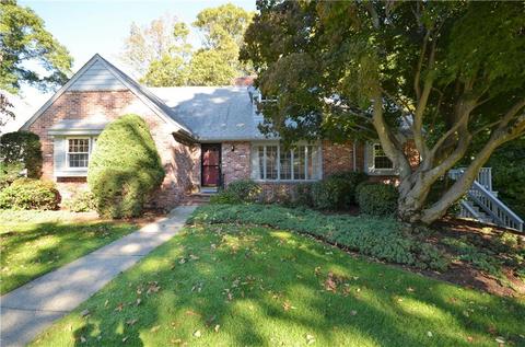 99 Cumberland Rd, Warwick, RI 02886 photo 3