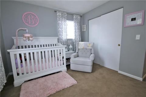 73 Mohawk Trl, Cranston, RI 02921 photo 9
