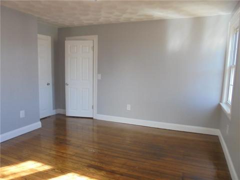 25 King St, Warwick, RI 02886 photo 8