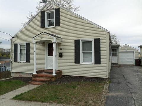245 Grand St, Woonsocket, RI 02895 photo 2