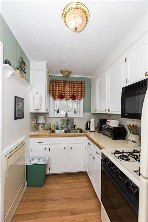 213 Cottage St, Woonsocket, RI 02895 photo 7