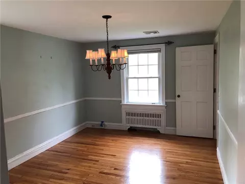 53 Apple Gate Rd, Cranston, RI 02920 photo 5