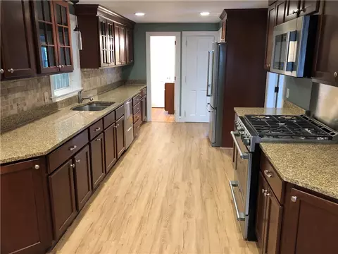 53 Apple Gate Rd, Cranston, RI 02920 photo 7
