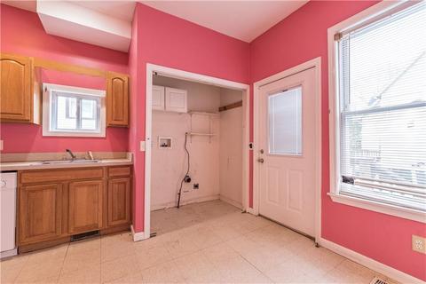 32 Grove St, Woonsocket, RI 02895 photo 17