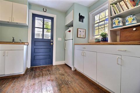 28 Spring St, Westerly, RI 02891 photo 12