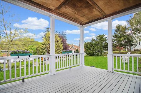 28 Spring St, Westerly, RI 02891 photo 5
