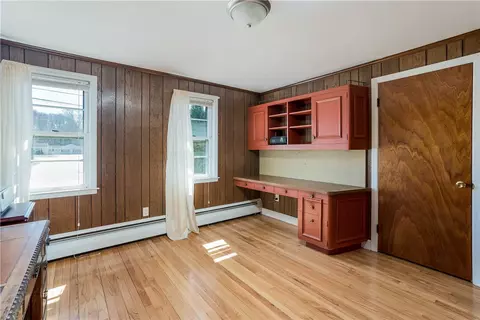 45 Rutherford Ave, Warwick, RI 02886 photo 11
