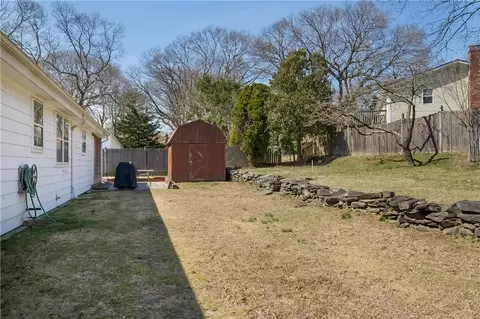 45 Rutherford Ave, Warwick, RI 02886 photo 16