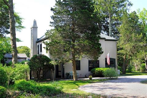 40 Wagner Rd, Westerly, RI 02891 photo 2