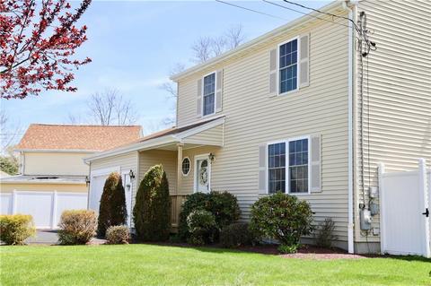 198 Blade St, Warwick, RI 02886 photo 2