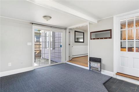 585 Post Rd, Warwick, RI 02888 photo 8