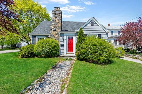 585 Post Rd, Warwick, RI 02888 photo 1