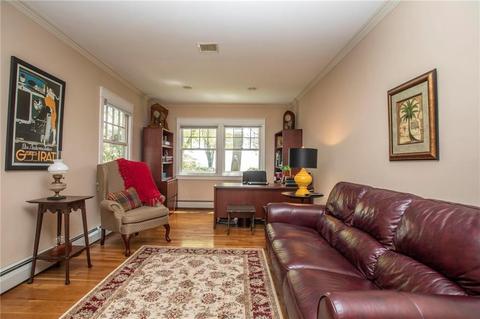 1123 Buttonwoods Ave, Warwick, RI 02886 photo 19