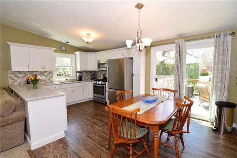 450 Long St, Warwick, RI 02886 photo 5