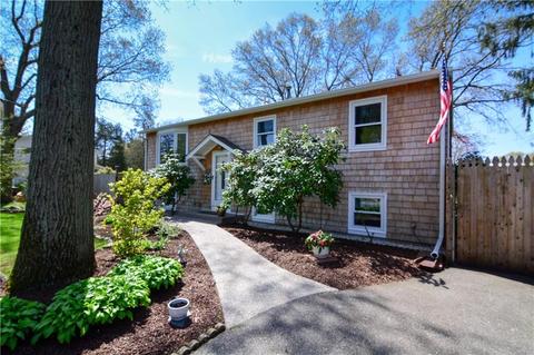 450 Long St, Warwick, RI 02886 photo 3