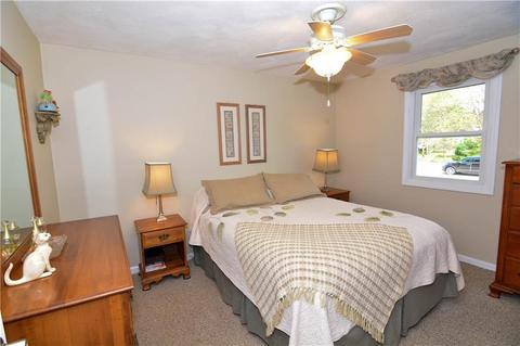 450 Long St, Warwick, RI 02886 photo 9