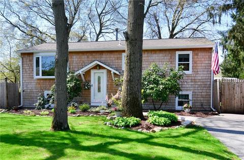 450 Long St, Warwick, RI 02886 photo 2