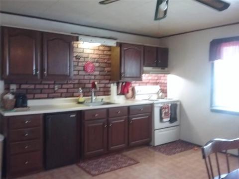 1776 Mendon Rd, Woonsocket, RI 02895 photo 3