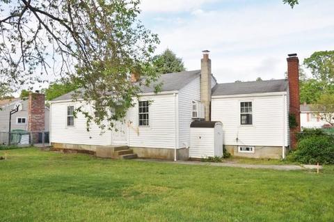 75 Wilbur Ave, Warwick, RI 02889 photo 6