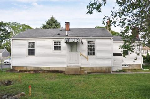 75 Wilbur Ave, Warwick, RI 02889 photo 5