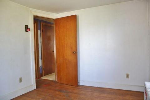 75 Wilbur Ave, Warwick, RI 02889 photo 9