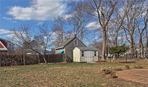 97 Surf Ave, Warwick, RI 02889 photo 11