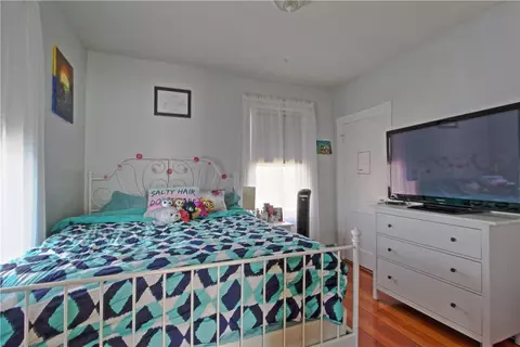 97 Surf Ave, Warwick, RI 02889 photo 8