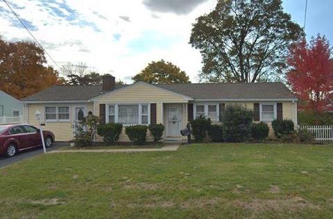 57 Duncan Rd, Warwick, RI 02886 photo 1