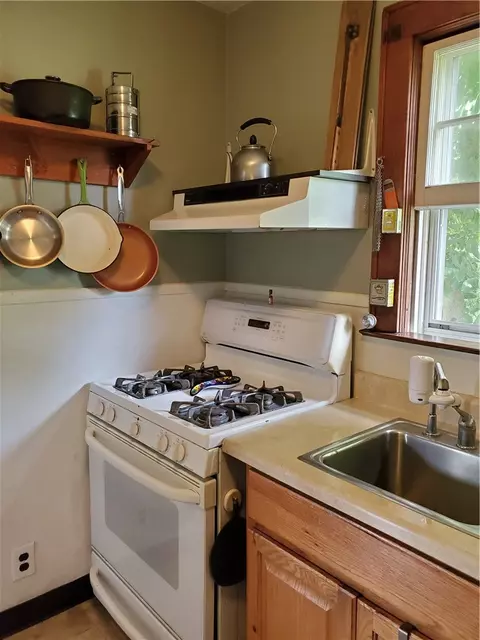 24 Ledward Ave, Westerly, RI 02891 photo 23