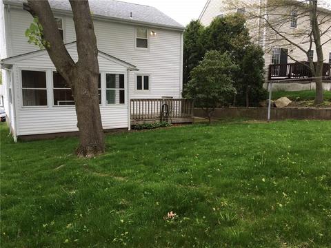 14 Darton St, Coventry, RI 02816 photo 5