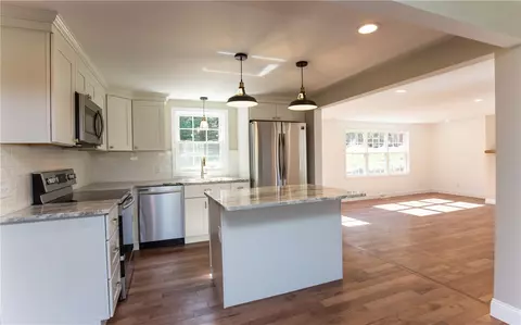 23 S Killingly Rd, Foster, RI 02825 photo 8
