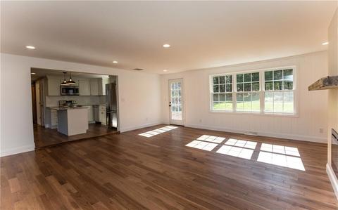 23 S Killingly Rd, Foster, RI 02825 photo 3