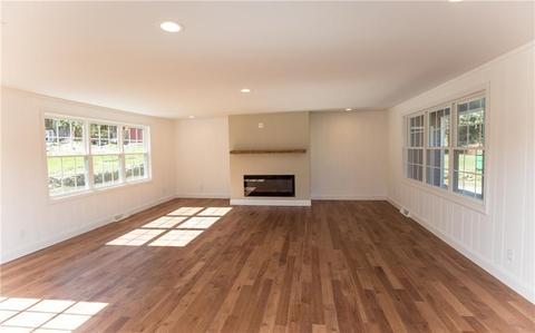 23 S Killingly Rd, Foster, RI 02825 photo 5