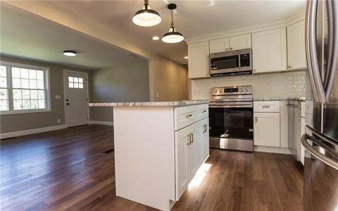 23 S Killingly Rd, Foster, RI 02825 photo 6