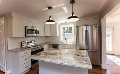 23 S Killingly Rd, Foster, RI 02825 photo 11