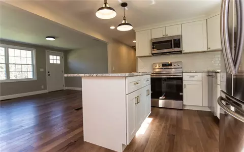 23 S Killingly Rd, Foster, RI 02825 photo 6