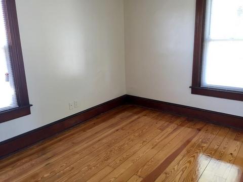 613 Grove St, Woonsocket, RI 02895 photo 9