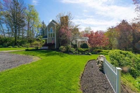 16 Johnson Rd, Foster, RI 02825 photo 2