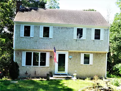 44 Wildflower Dr, Westerly, RI 02891 photo 5