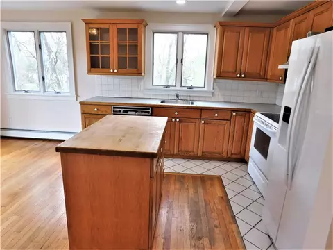 44 Wildflower Dr, Westerly, RI 02891 photo 8