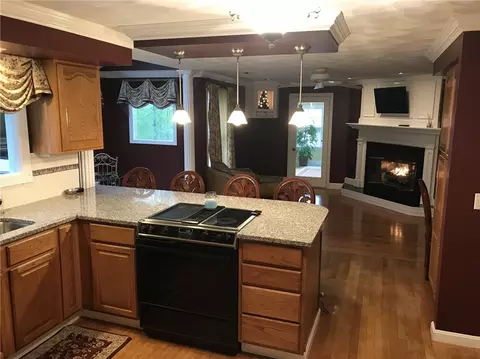 9 Azalea Ave, Exeter, RI 02822 photo 3
