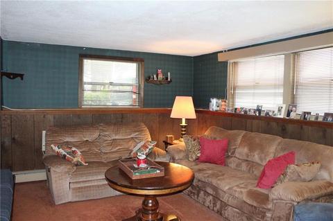 146 Niagara St, Woonsocket, RI 02895 photo 4
