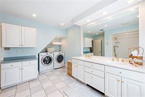 72 Shawomet Ave, Warwick, RI 02889 photo 27