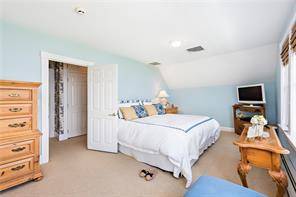 72 Shawomet Ave, Warwick, RI 02889 photo 26